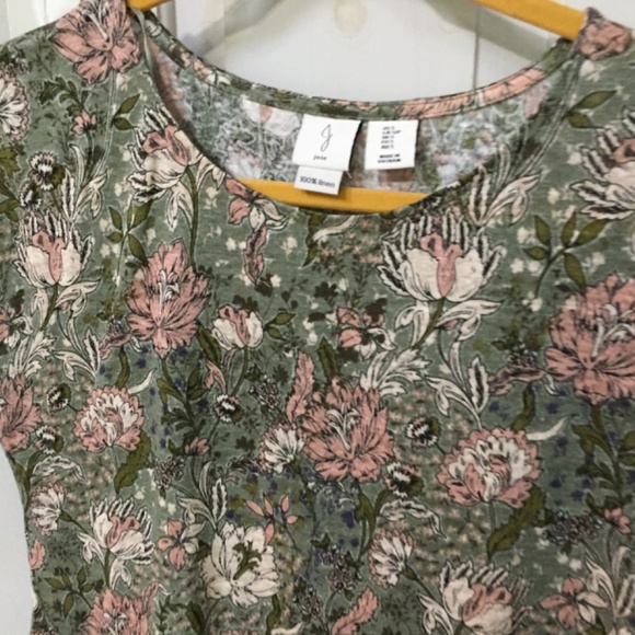 Joie Linen Floral Blouse in Green and Pink - Picture 11 of 15
